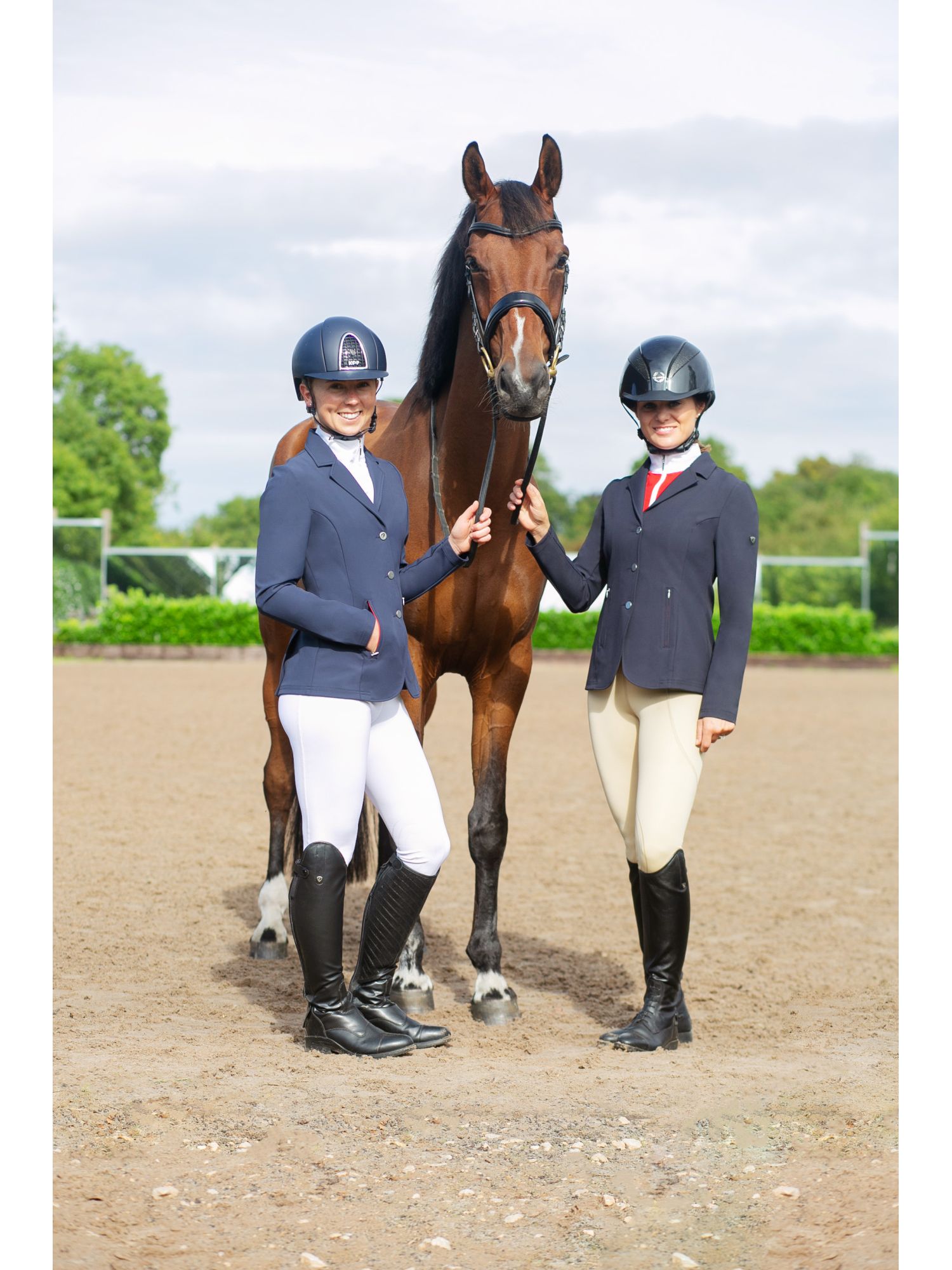 Veste D'équitation Enfant Silvia – Hy – Marine/Noir, Non Pliable (Tailles 7 à 16 Ans)