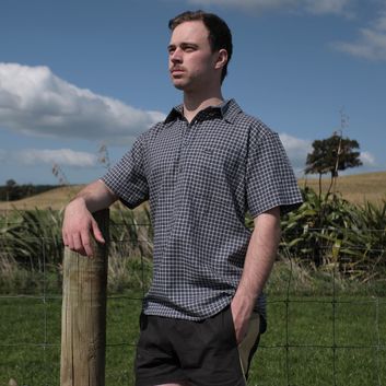 Betacraft Men's Horizon Short Sleeved Shirt Dark Navy/Cream