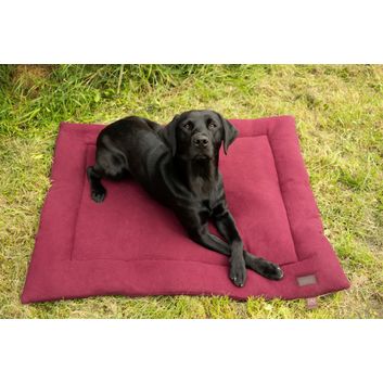 Benji &amp; Flo Luxury Fleece Dog Bed - Merlot