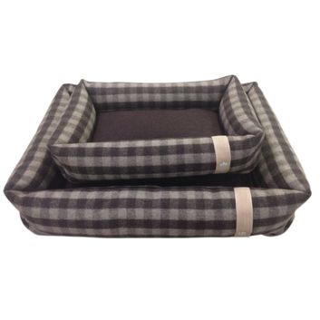 Companion Country Snuggle Dog Bed - Chocolate Check