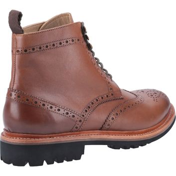 Cotswold Rissington Commando Goodyear Welt Boot Brown alternative