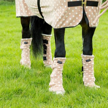Supreme Products Dotty Fleece Boots - Luxurious Latte - Cob