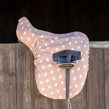 Supreme Products Ride on Dotty Fleece Saddle Cover - Luxurious Latte - One Size