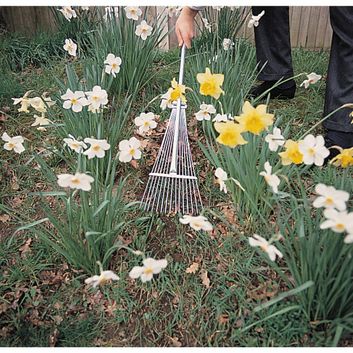 Draper 21862 Adjustable Lawn Rake (190 - 570mm) alternative