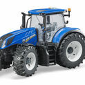Bruder New Holland T7.315 Tractor 1:16 additional 2