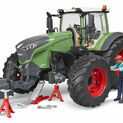 Bruder Fendt 1050 Vario Tractor with Mechanic + Garage Equipment 1:16 additional 3