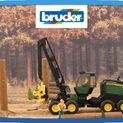 Bruder John Deere 1270G Harvester With Tree Trunk 1:16 additional 2