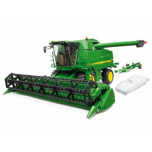 Bruder John Deere T670i Harvester 1:16