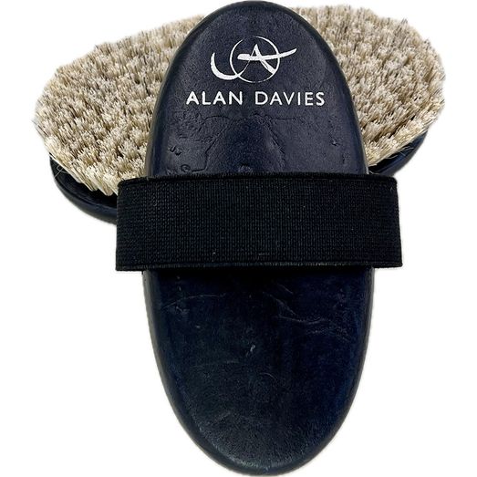 HAAS Face Brush With Natural Horse Hair Bristles