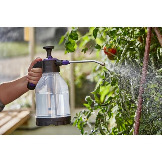 Defenders Heavy Duty Pressure Sprayer &amp; Lance