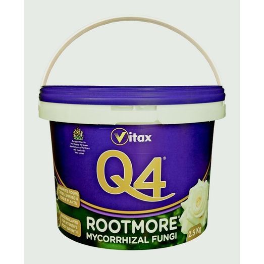 Vitax Q4 Rootmore To Stimulate Root Growth